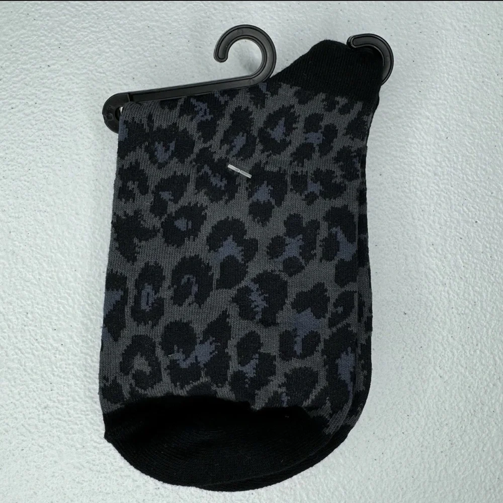 HUE Womens Gray Black Leopard Print Cotton Body Sock‎ One Size 2 Pairs NWT